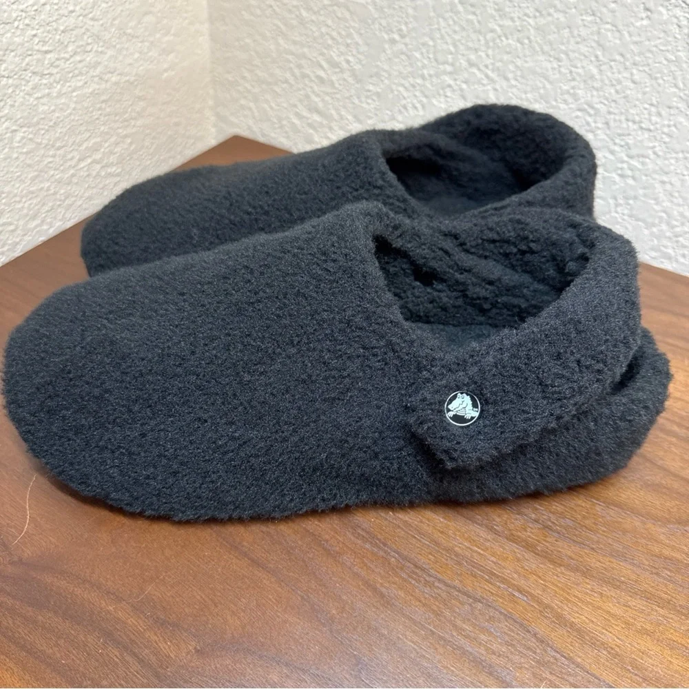 CROCS Classic Cozy Slipper Fleece Faux Fur Black Unisex Women‎ 12, Man 10 EUC